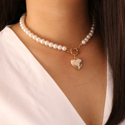 Open Love Retro Pearl Necklace